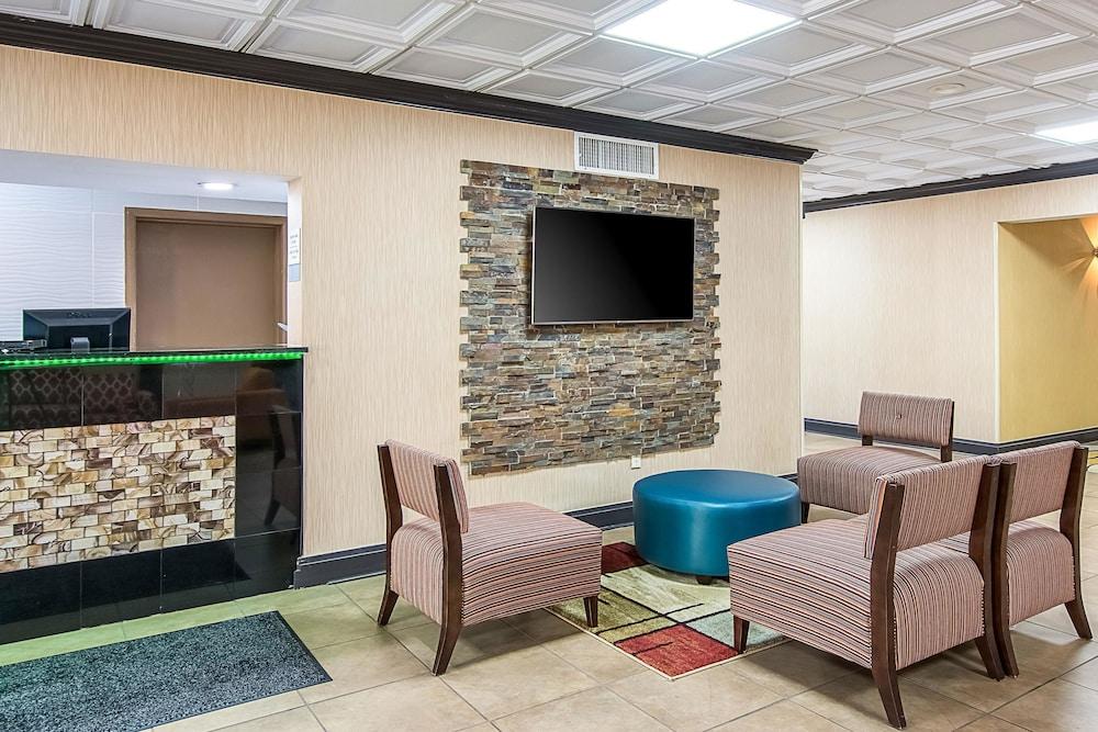Clarion Inn Columbia Airport photo 22