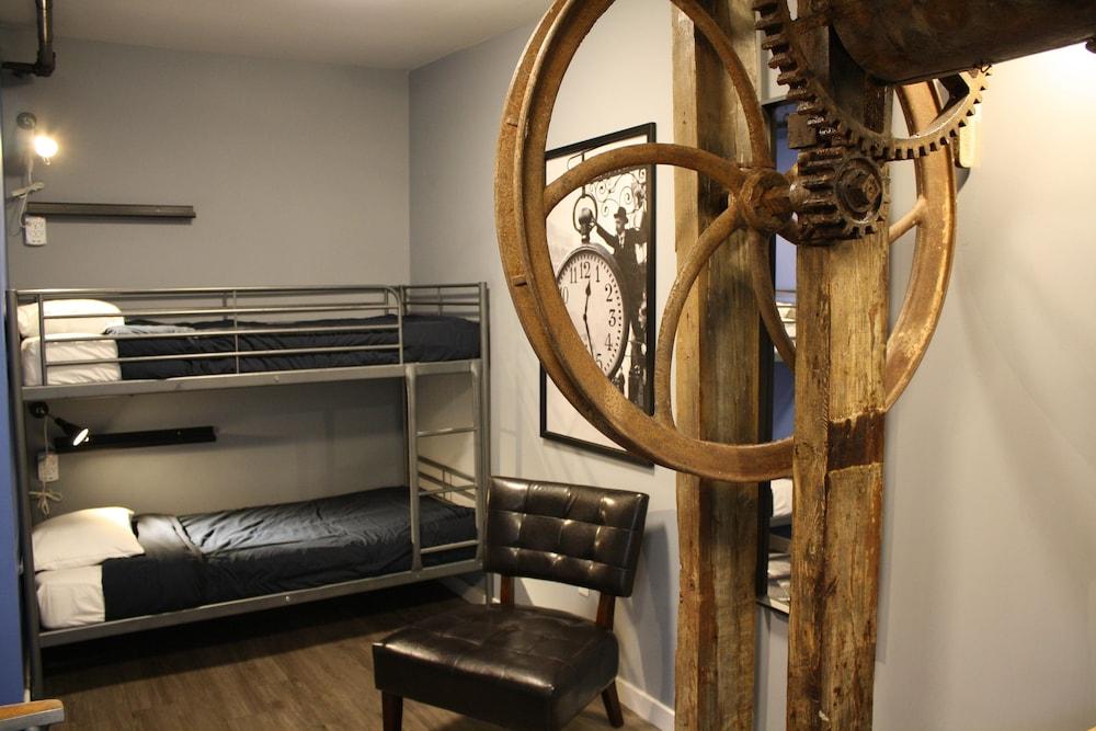 Apple Hostels photo 14