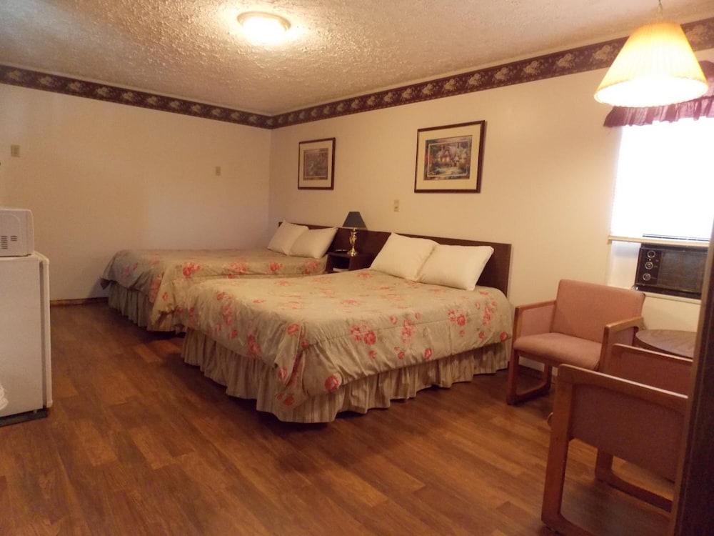 Clarketon Motel photo 23