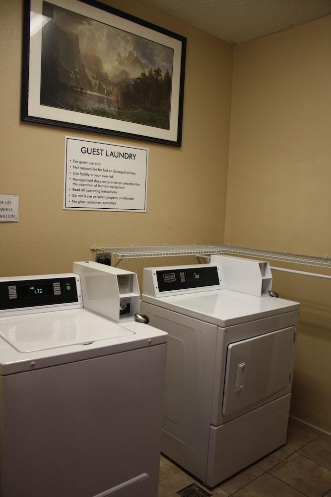 Ramada by Wyndham Denver International Airport photo 29
