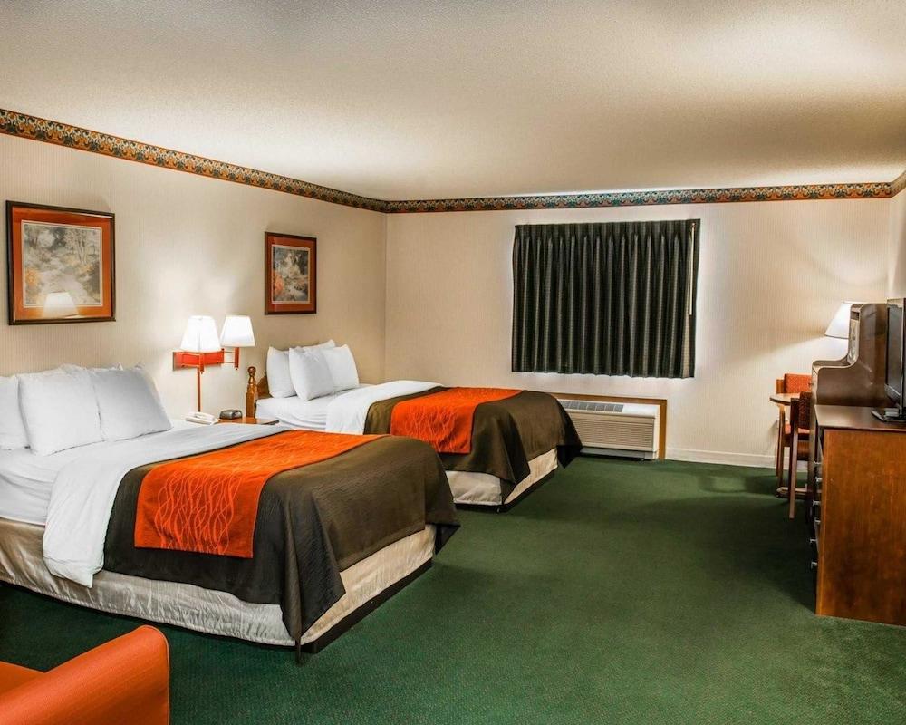 Quality Inn & Suites Lebanon I-65 photo 12