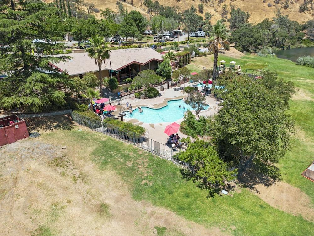 Silver Ridge Ranch photo 8