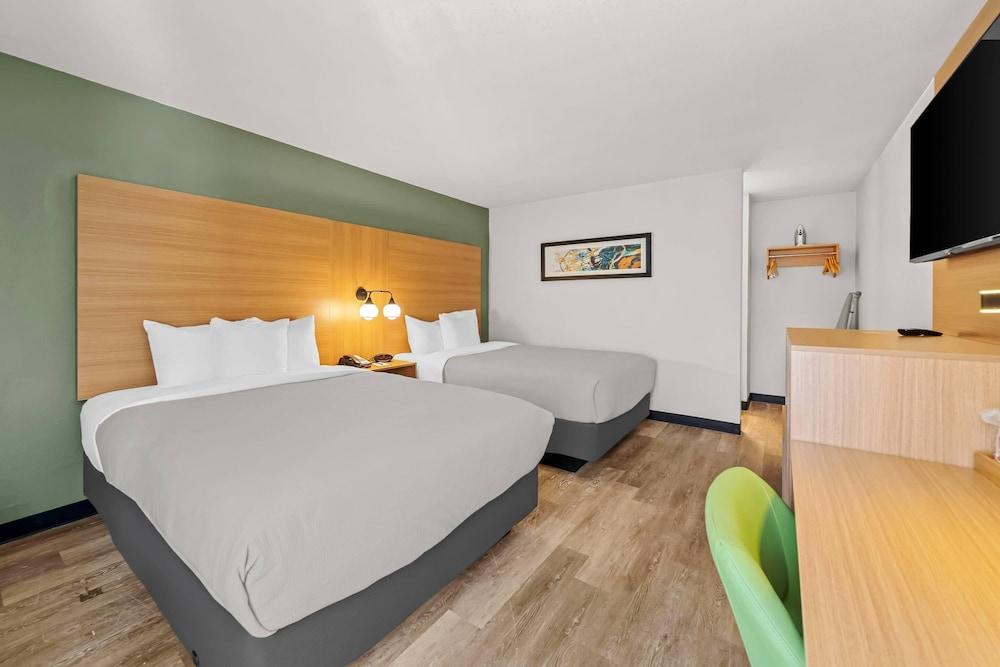 Quality Inn Orlando Near International Drive photo 64