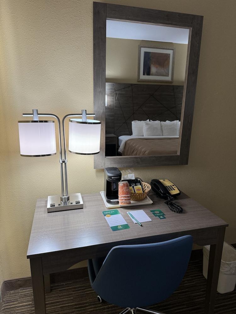 Quality Inn Forsyth - Decatur photo 17