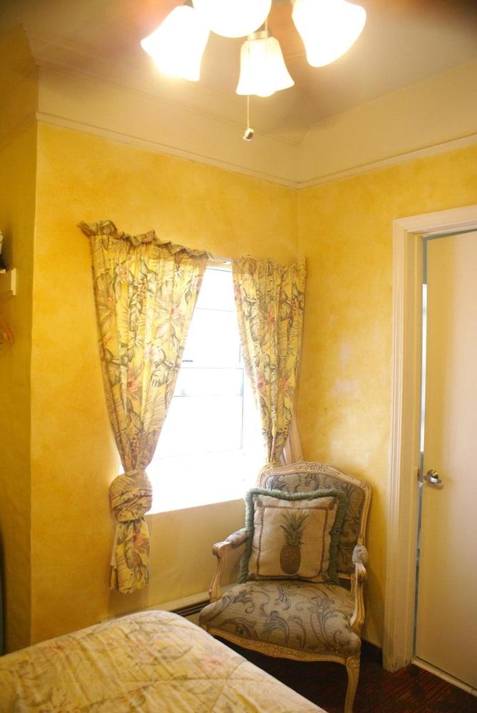 Fitzgerald Hotel photo 32