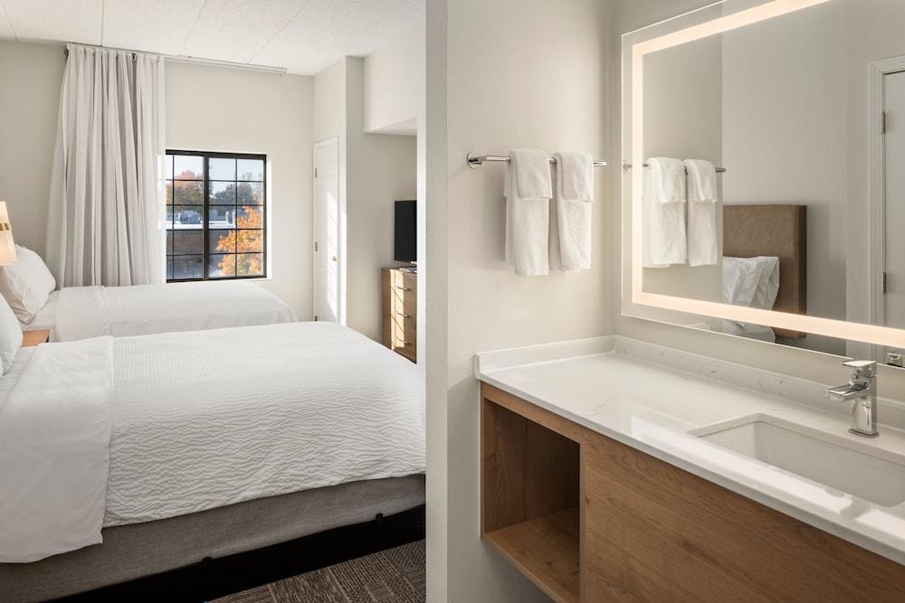 Staybridge Suites MPLS-Maple Grove/Arbor Lakes by IHG photo 15