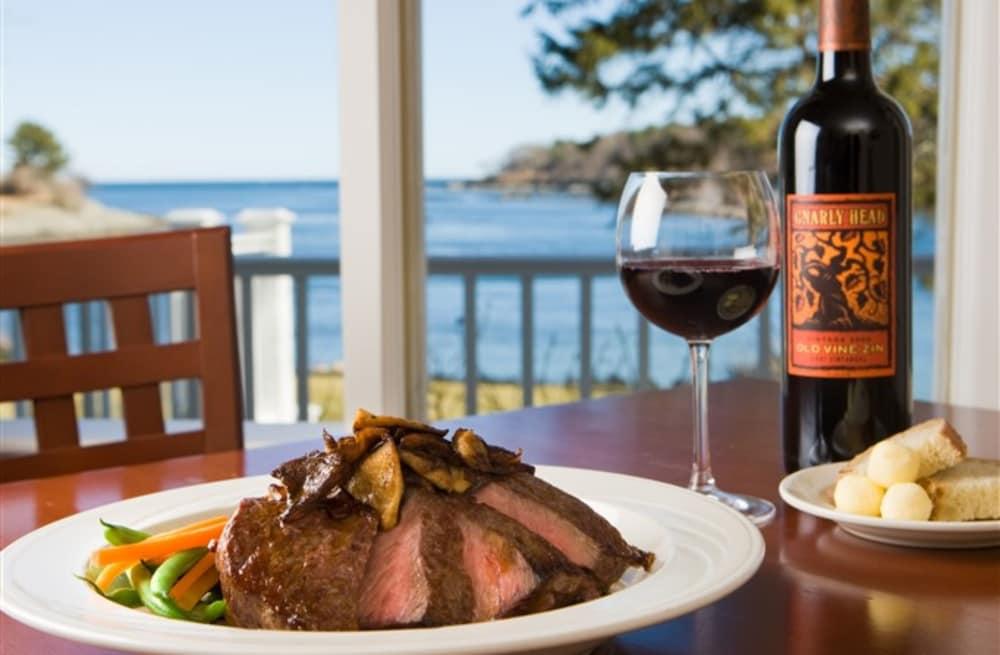 Dockside Guest Quarters & Restaurant photo 93