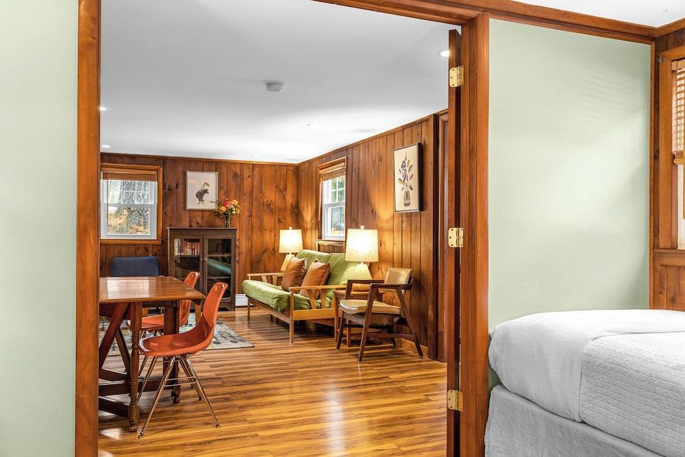 Phoenicia Lodge photo 22