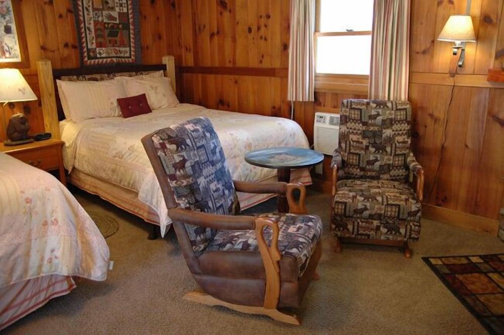 The Homestead Inn photo 84