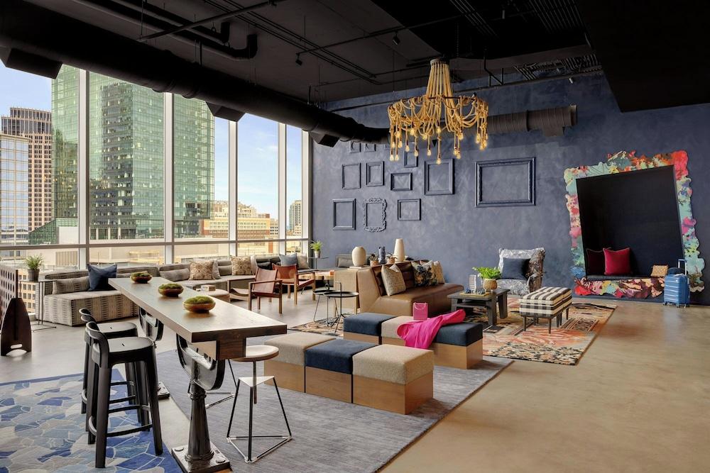 Moxy Charlotte Downtown photo 5