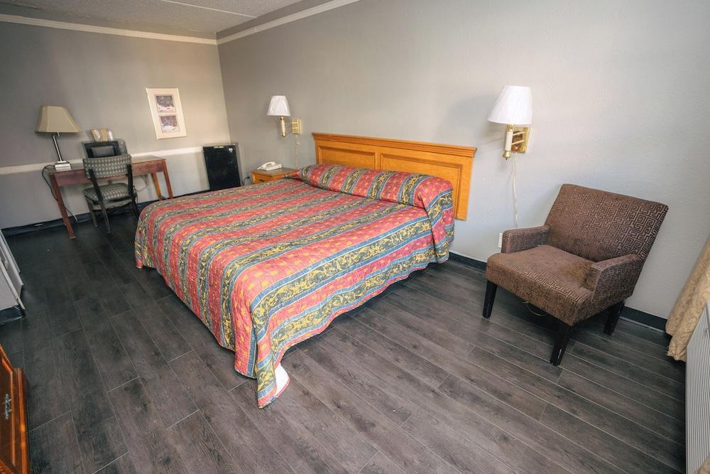 Guest Inn & Suites photo 5