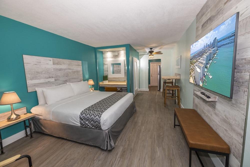 Suites on South Beach photo 23