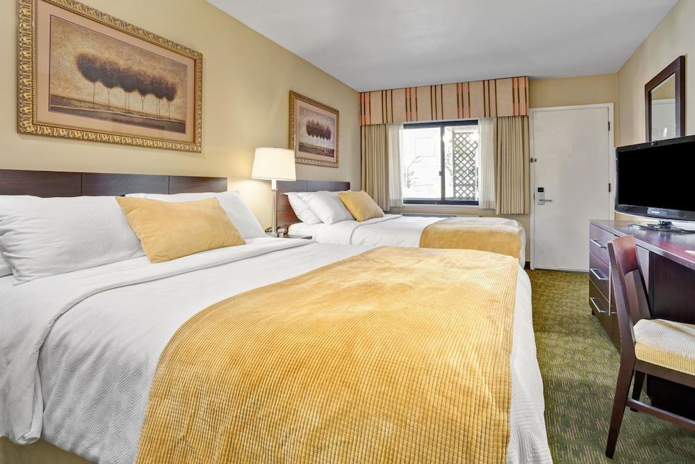 Travelodge by Wyndham Presidio San Francisco photo 40