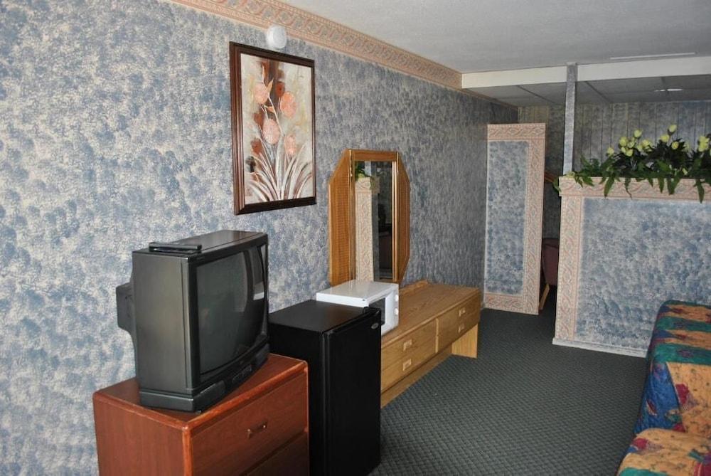 Travel Inn Motel photo 8