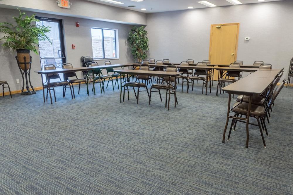 Holiday Inn Express Winfield by IHG photo 12
