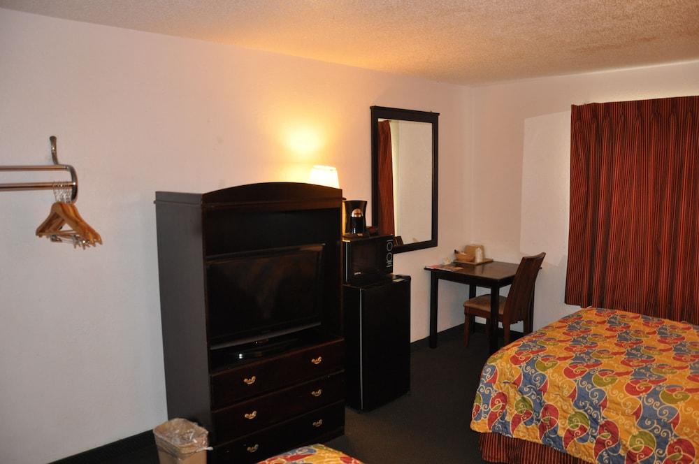 Heritage Inn photo 6