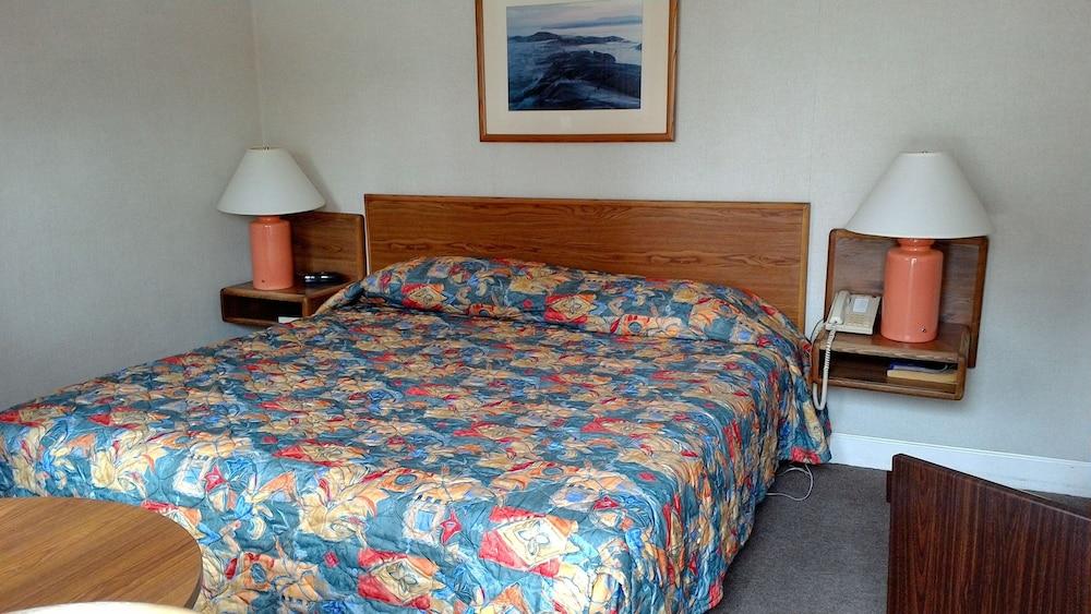 Spruceglen Inn photo 6