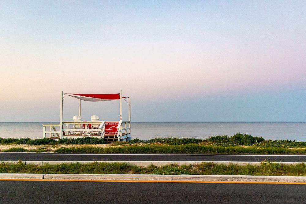 A1A Ocean Club photo 15