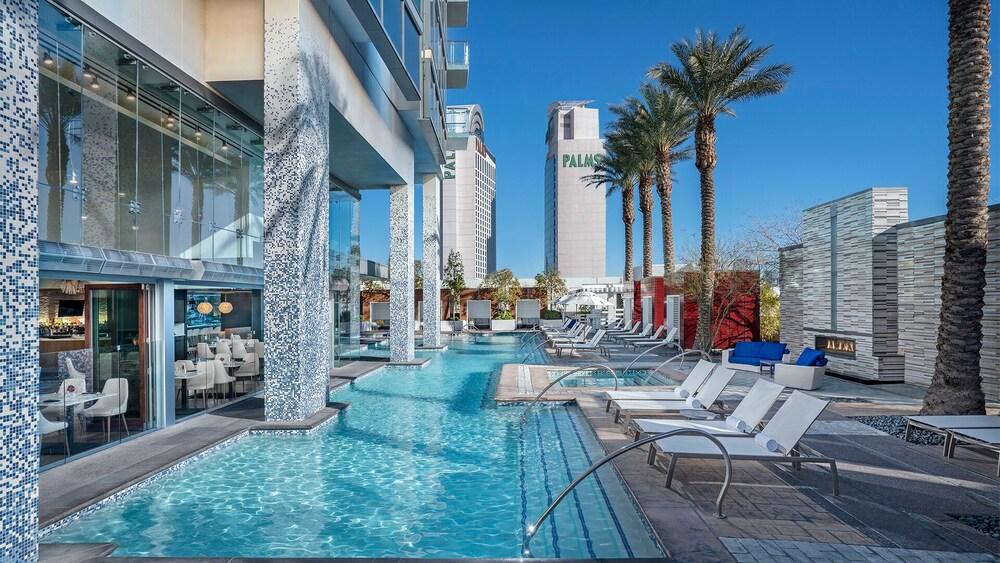 Palms Place Condo Hotel & Casino photo 24