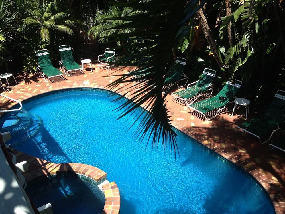 Siesta Palms By the Beach photo 13