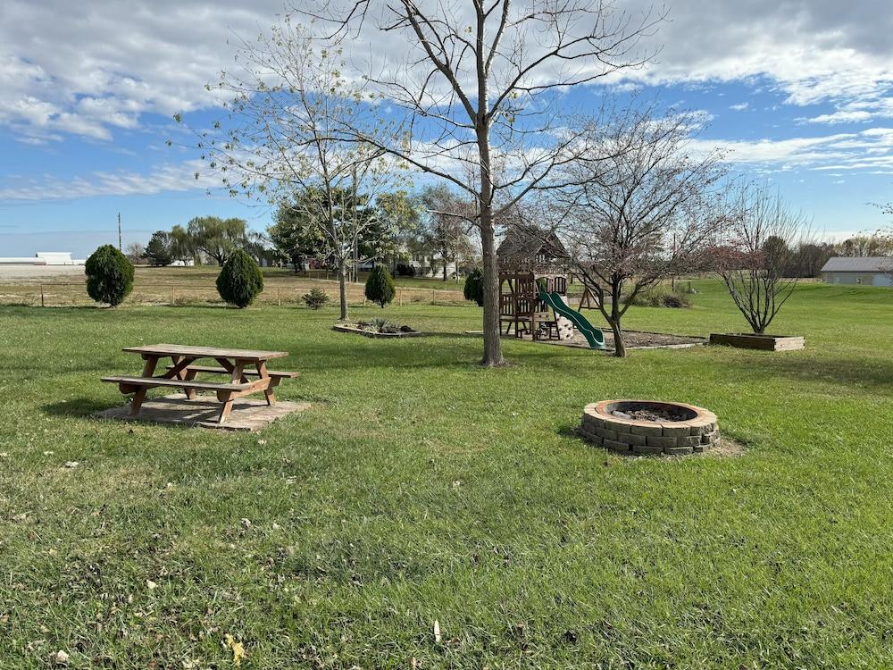 Heritage Homestead Inn photo 3