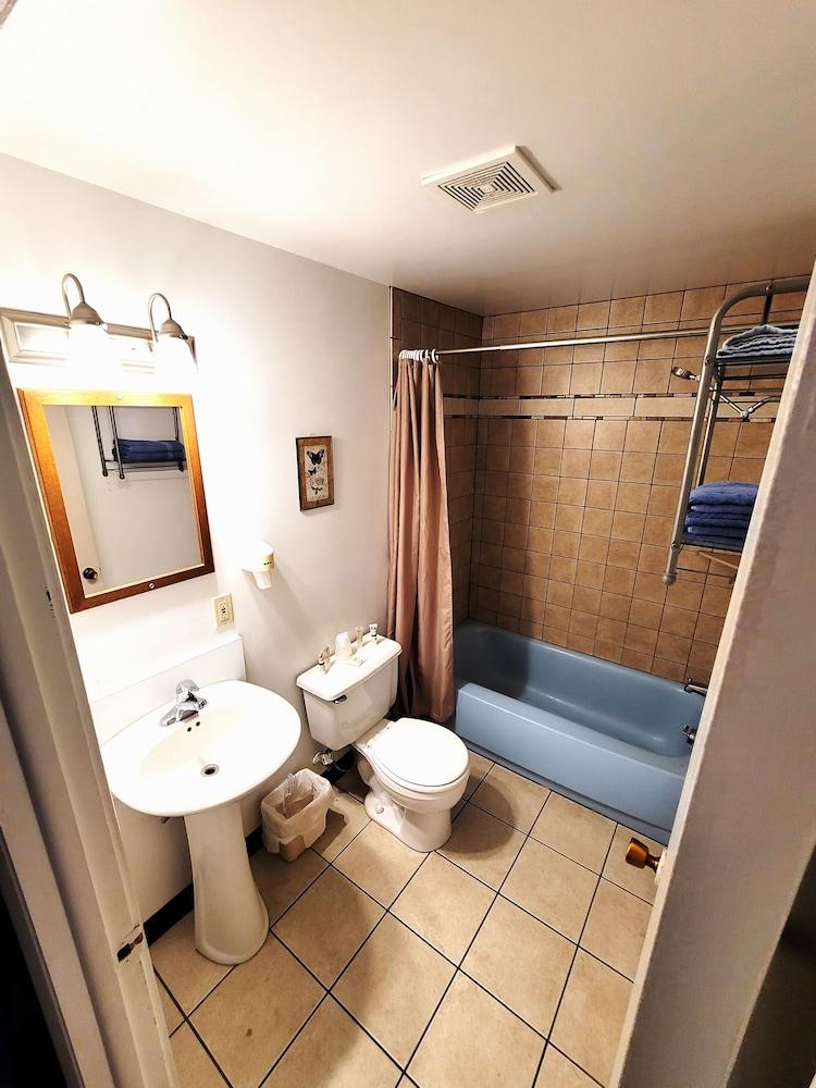 Norman Motel photo 28