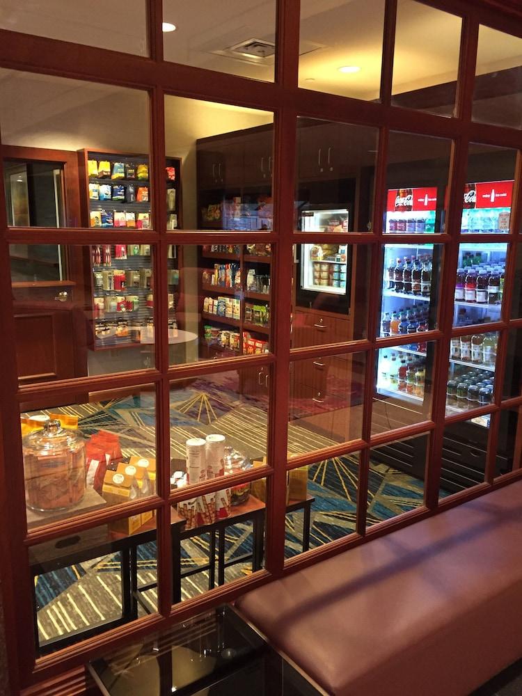 Crowne Plaza Springfield by IHG photo 88