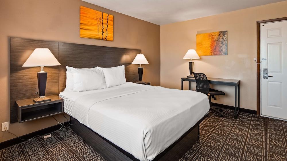 Best Western Rambler photo 29
