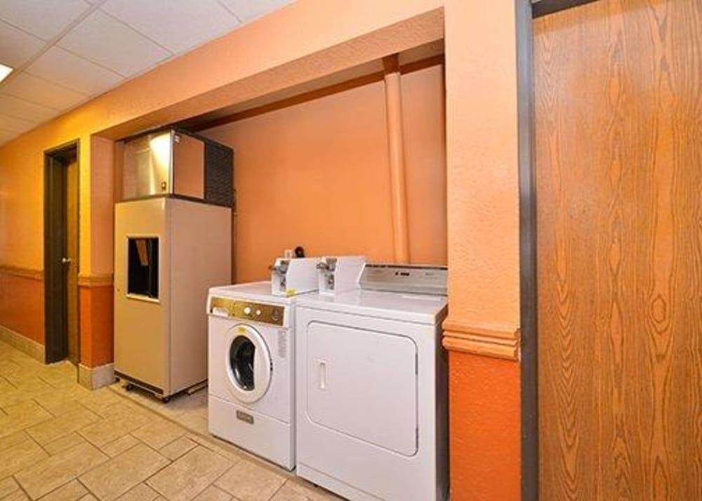 Quality Inn & Suites Grinnell near University photo 8