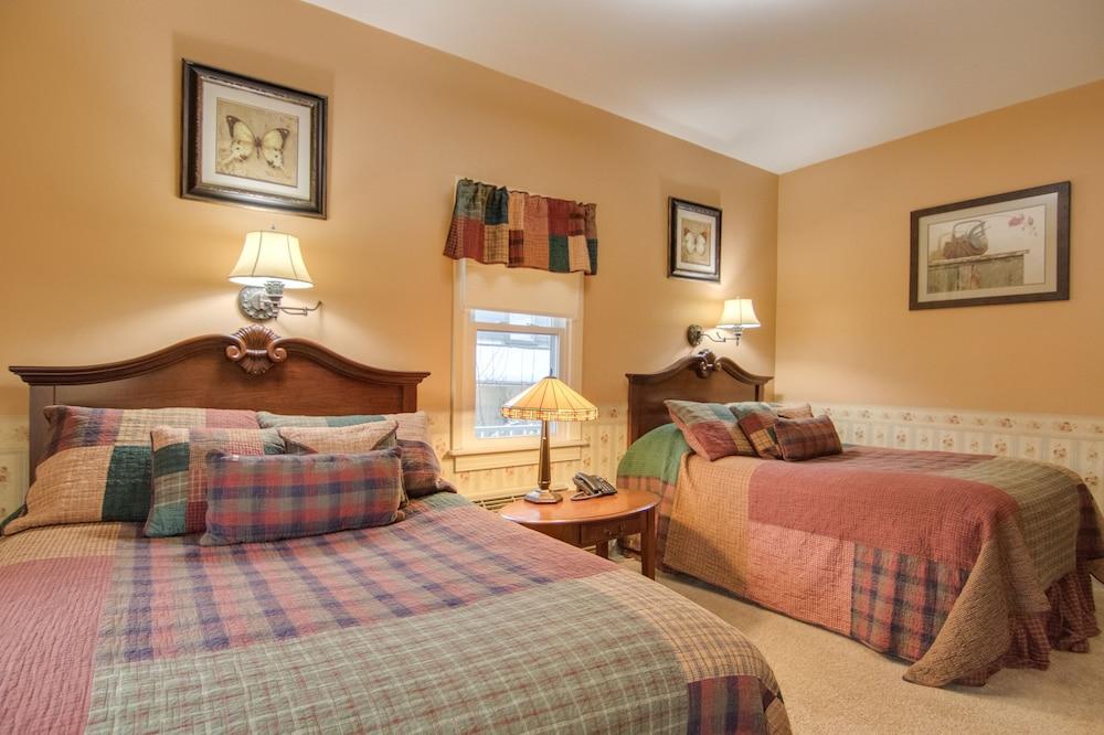 Woodstock Inn Station & Brewery photo 9