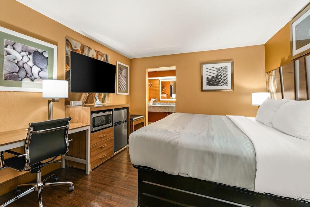 Quality Inn & Suites Corinth West photo 50