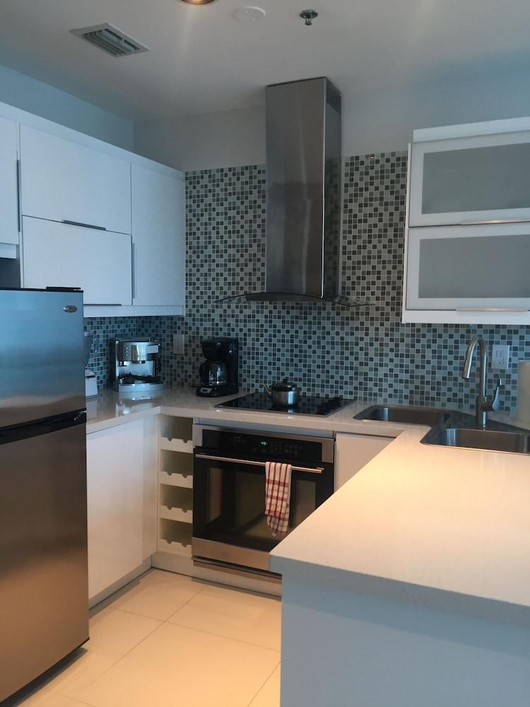 Soleil Apartments at Castle Beach Club photo 35