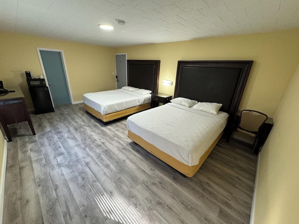Royal INN photo 5