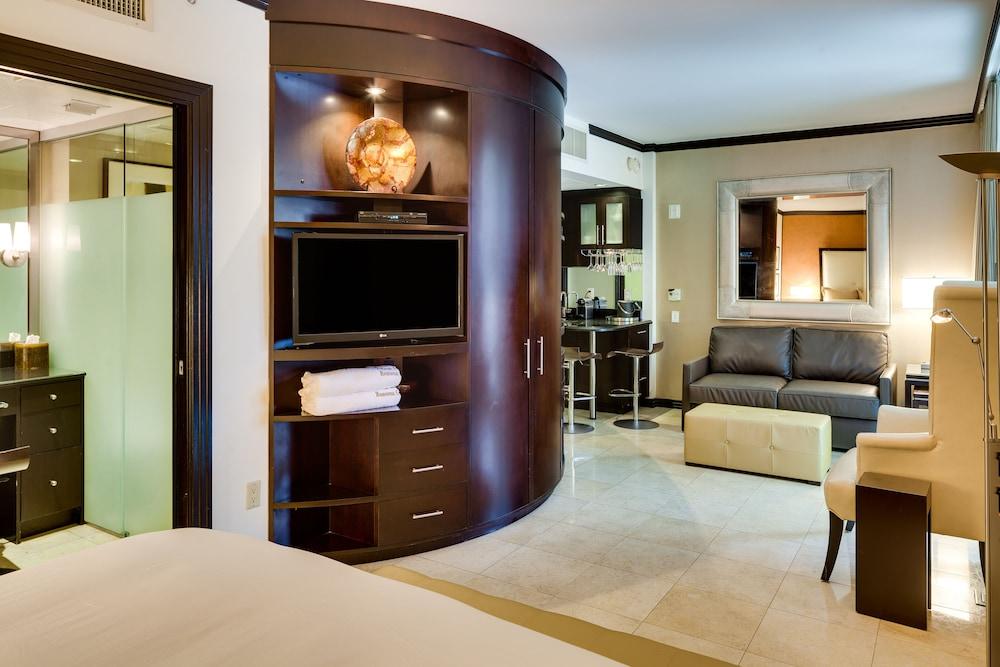 SBV Luxury Ocean Hotel Suites photo 3