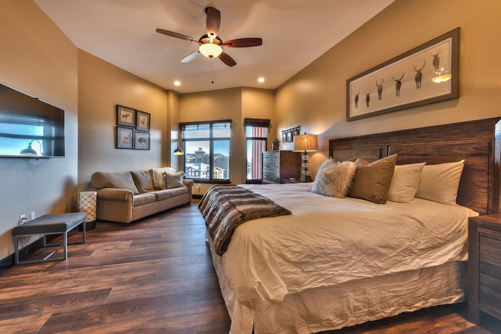 Sundial Lodge photo 17