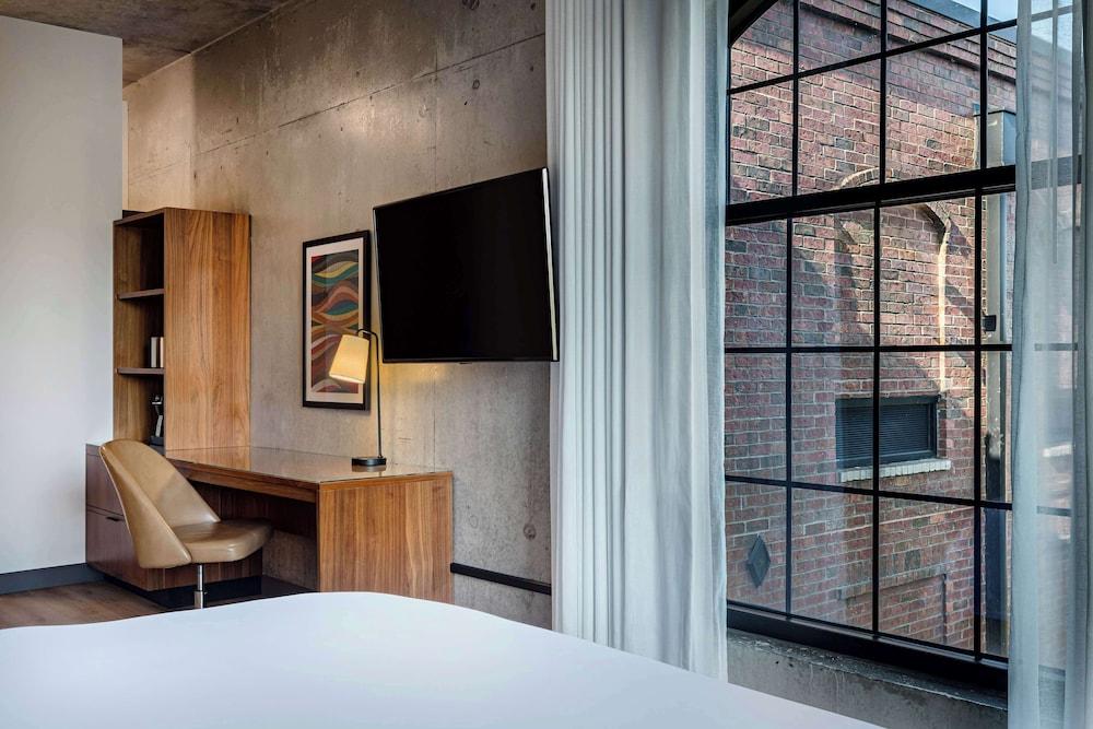 The Loom Hotel, Tapestry Collection by Hilton photo 73