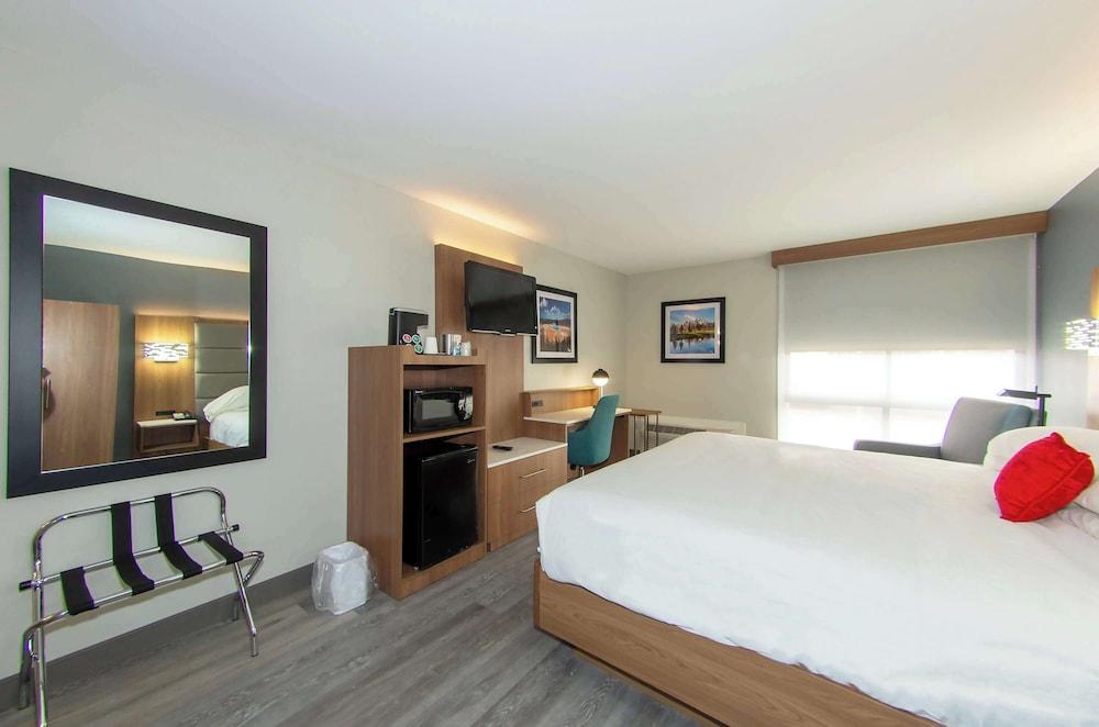 Red Lion Hotel & Conference Center Cheyenne photo 25