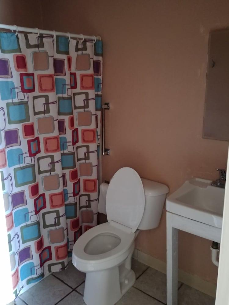 Cactus Inn photo 17