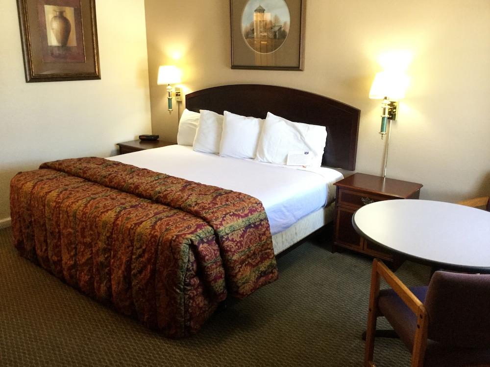 Rodeway Inn Hermiston - Umatilla photo 8
