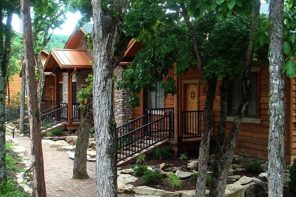 Stonewater Cove photo 29