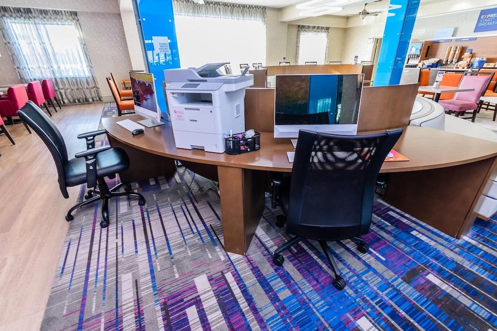 Holiday Inn Express & Suites Houston East, by IHG photo 53