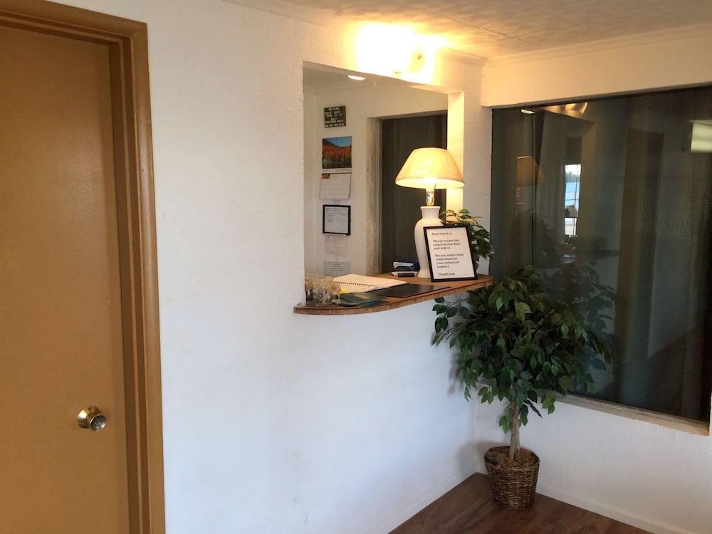 Connell Inn and Suites photo 1