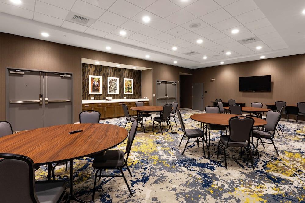 Hampton Inn & Suites Columbia Killian Road photo 23
