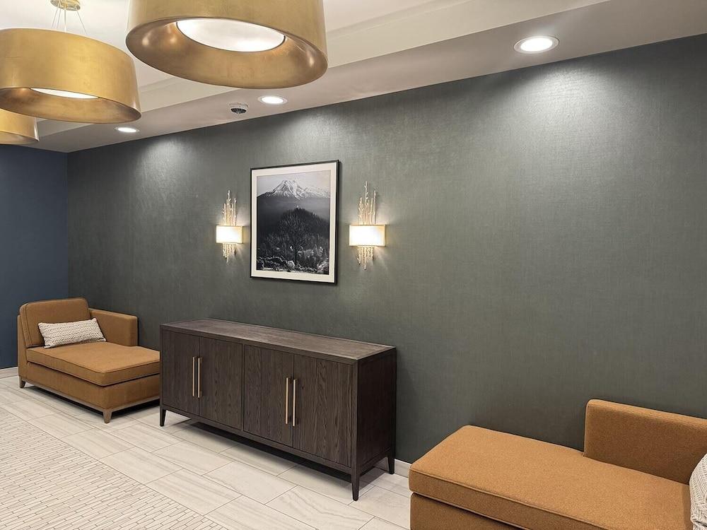 Rain Rock Casino Resort Hotel photo 34
