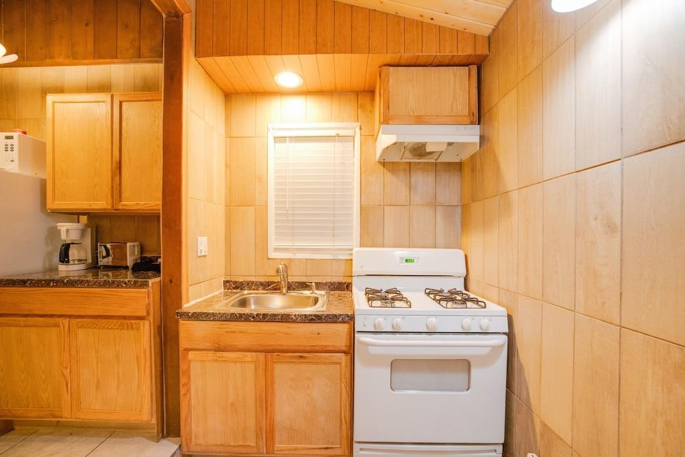 Arrowhead Tree Top Lodge photo 17