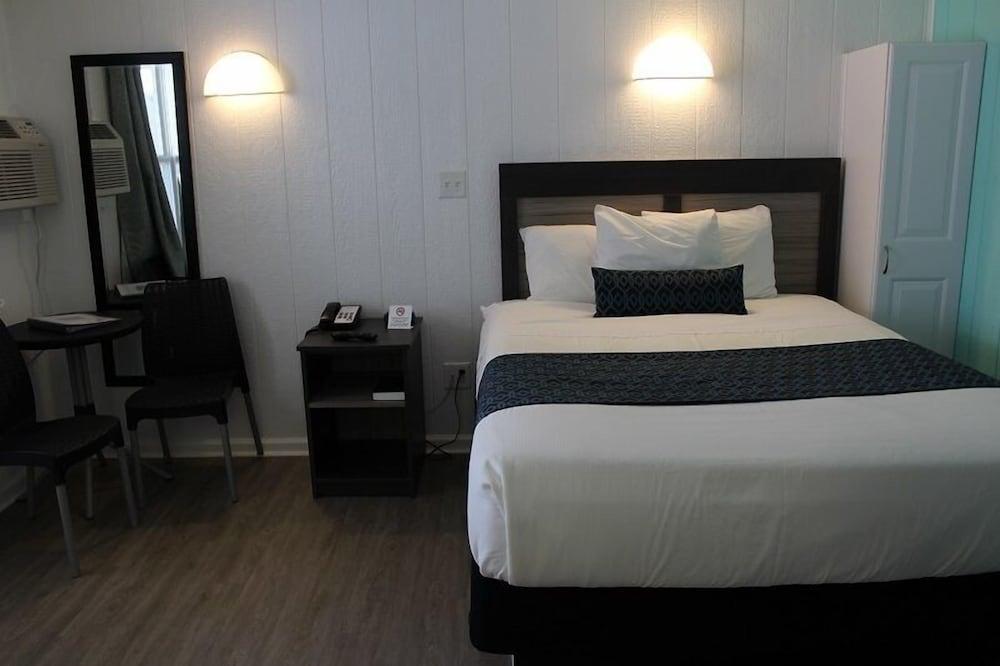 Ocean Crest Motel photo 11