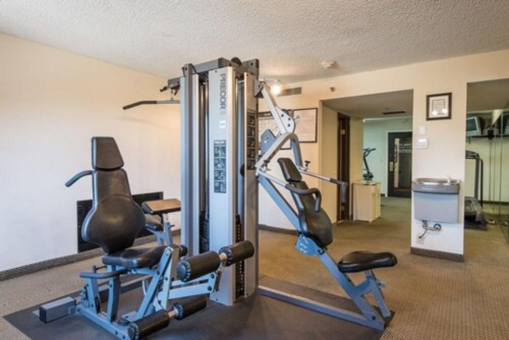 MCM Elegante Suites Abilene photo 13
