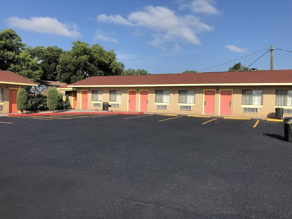 De Leon Inn photo 22