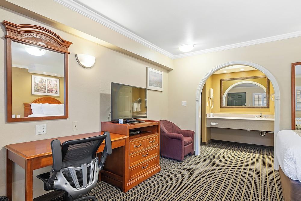 Alexis Park Hotel photo 29