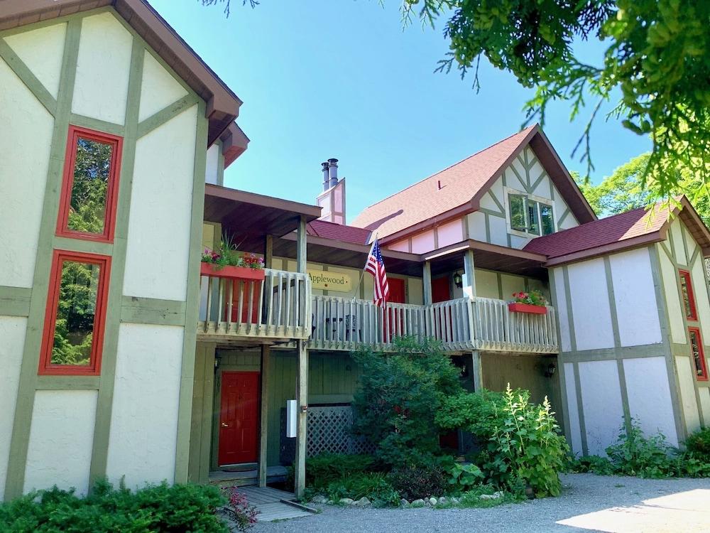 Sunset Condominiums — hotel in Mackinac Island